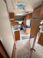 Achat Camping-car profilé occasion, lit à la française, moins de 7 m, 4 places, roues jumelées, Vilamobil Cautel L, chez Vacances et Loisirs à Roques proche de Toulouse (31)