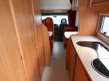 Camping-car capucine occasion 5 places/7couchages Challenger Genesis 45 à Toulouse